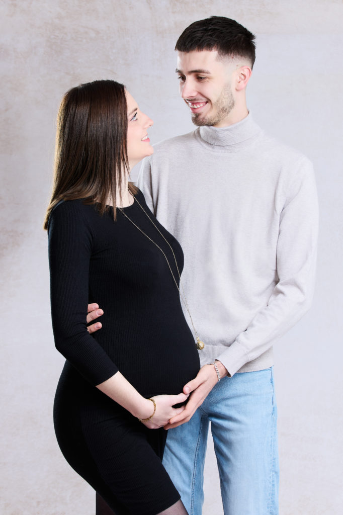 studio photo grossesse Bourgoin-Jallieu